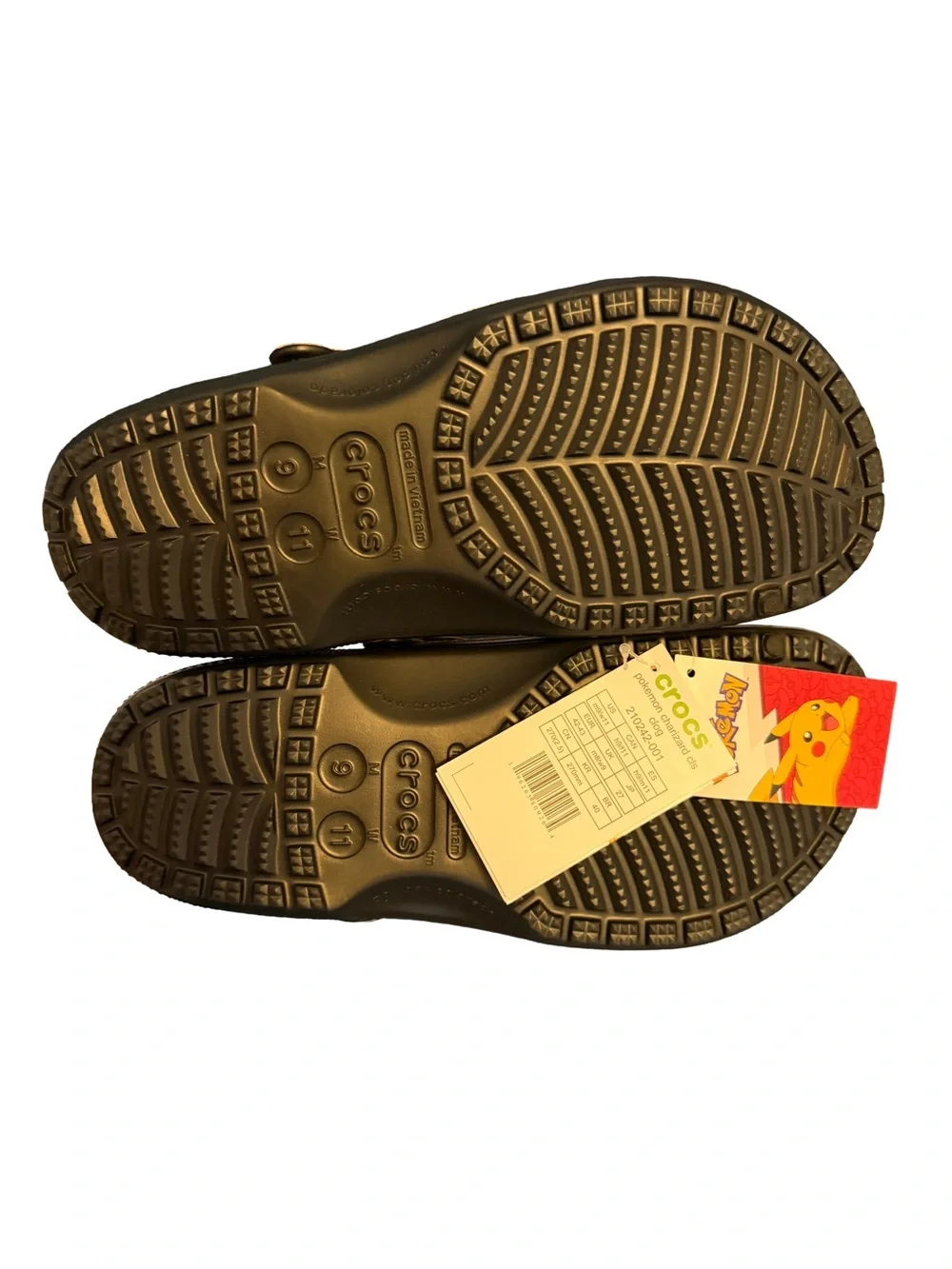 NWT & Box CROCS Pokemon Classic Clogs Charizard Org/Ylw Men Size 9, Women 11